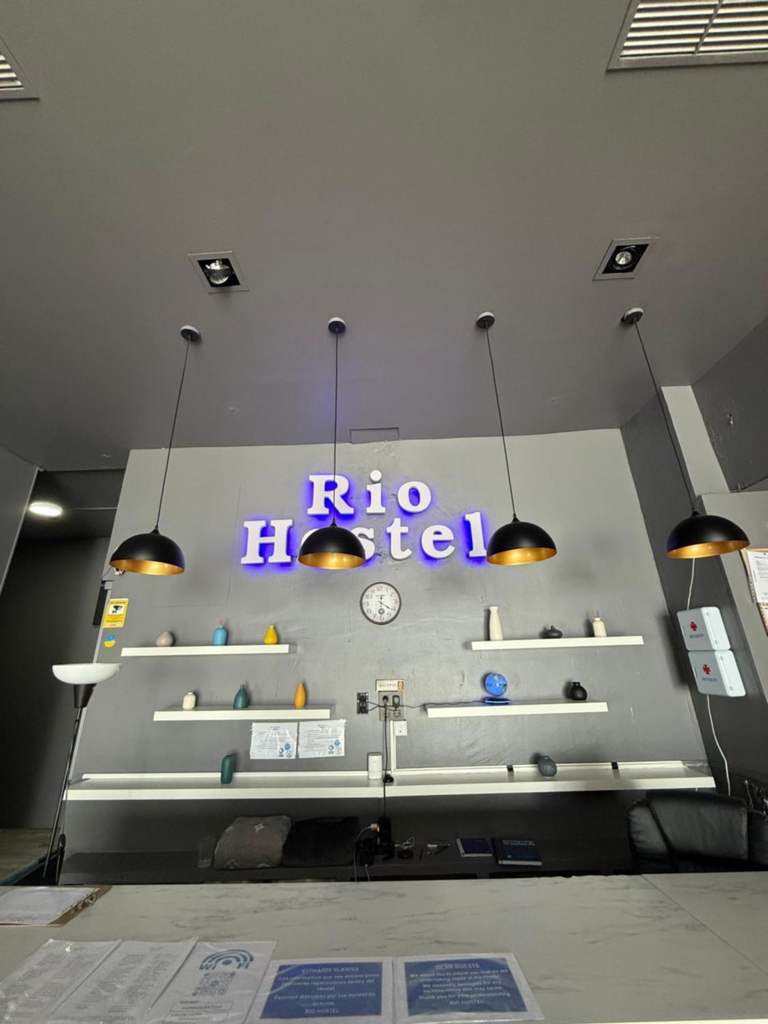 Hostel Rio มาดริด ภายนอก รูปภาพ