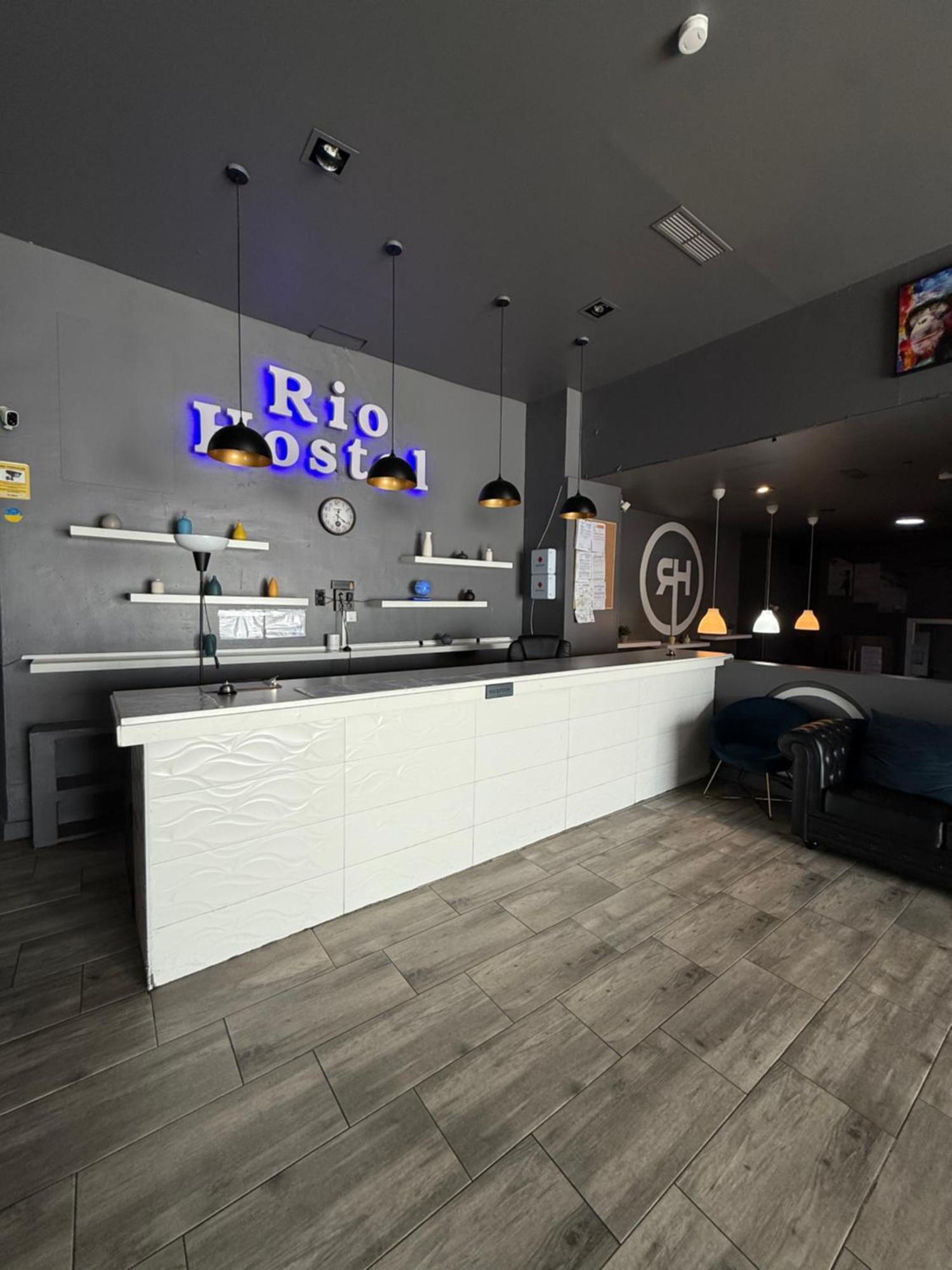 Hostel Rio มาดริด ภายนอก รูปภาพ
