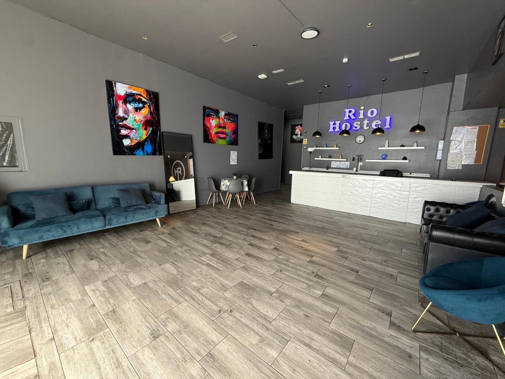 Hostel Rio มาดริด ภายนอก รูปภาพ